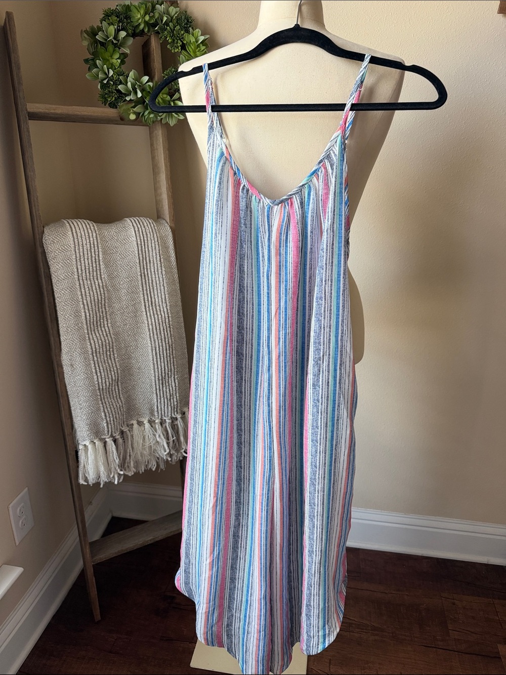 Striped romper - Picture 2 of 4
